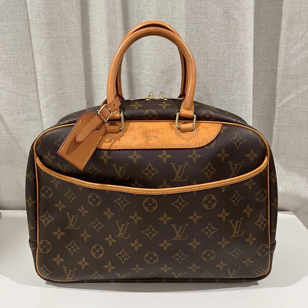 Louis Vuitton Deauville Bag Authentic Preloved Iconic Design Monogram Canvas